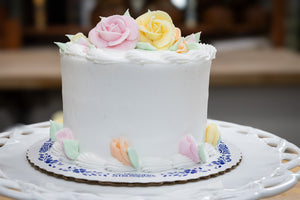 Rose Decorated Cake