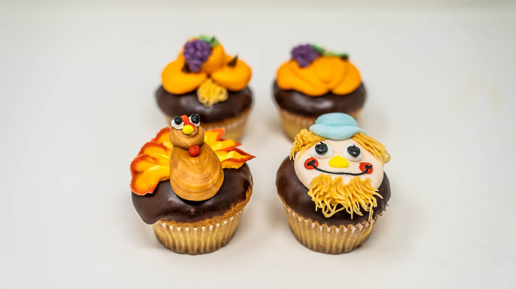 Thanksgiving Decorated Cupcakes