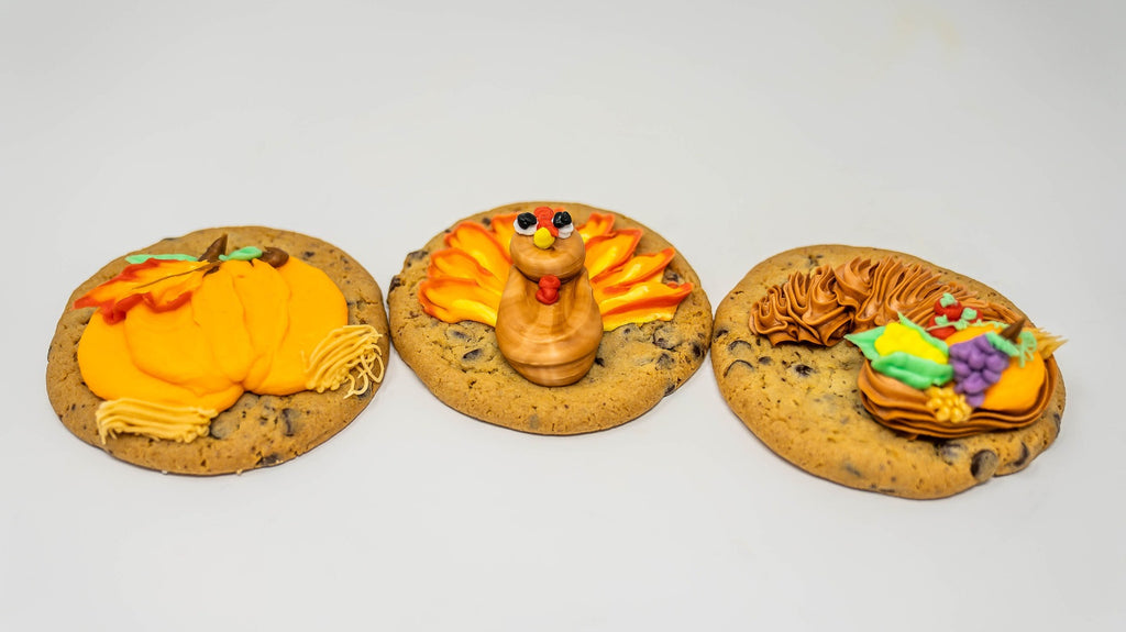 Thanksgiving Decorated Chocolate Chip Cookies